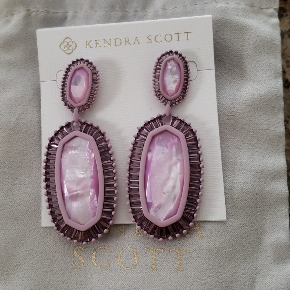 Kendra scott